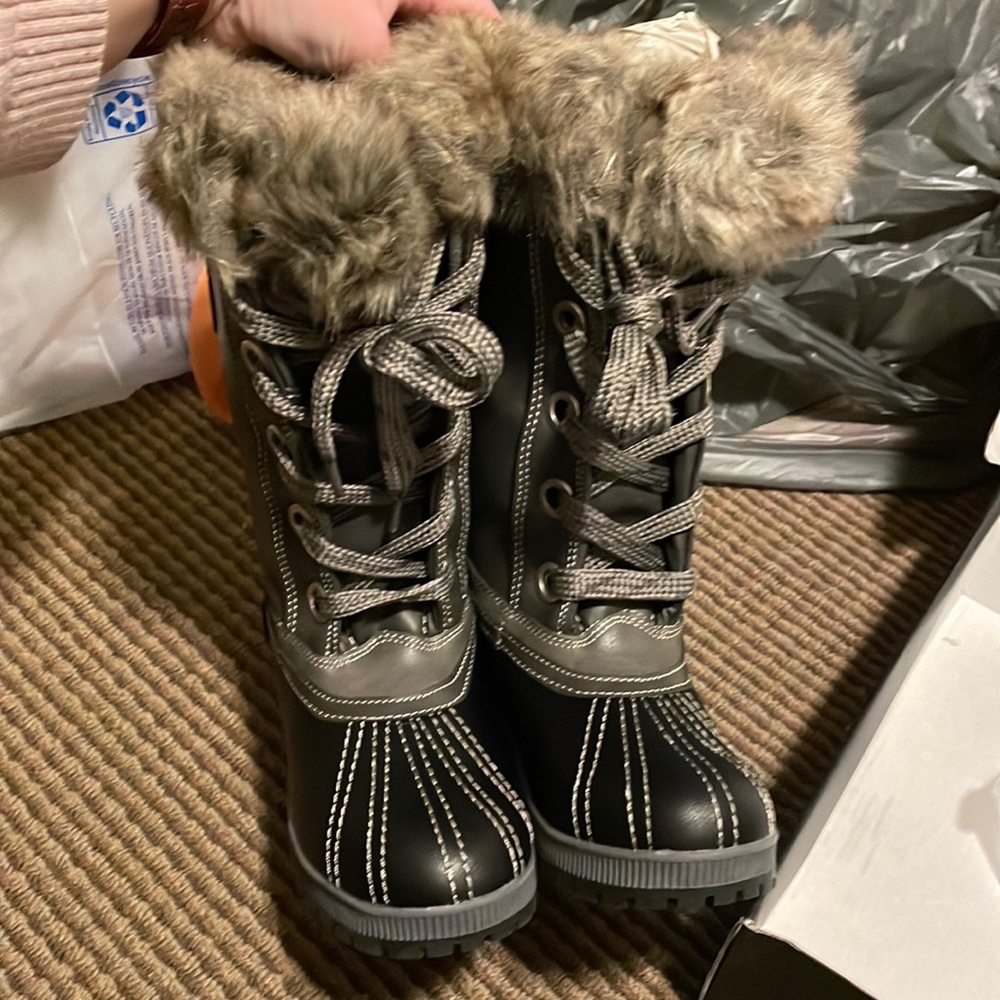 London Fog collection winter boots
